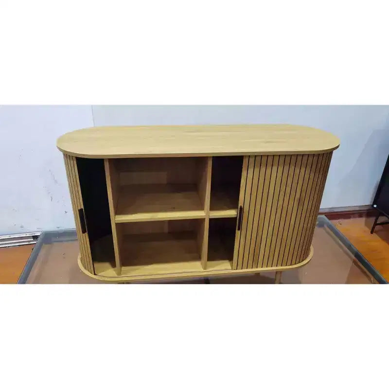 Credenza moderna con ante scorrevoli, tavolino consolle con accenti in legno per soggiorno e cucina
