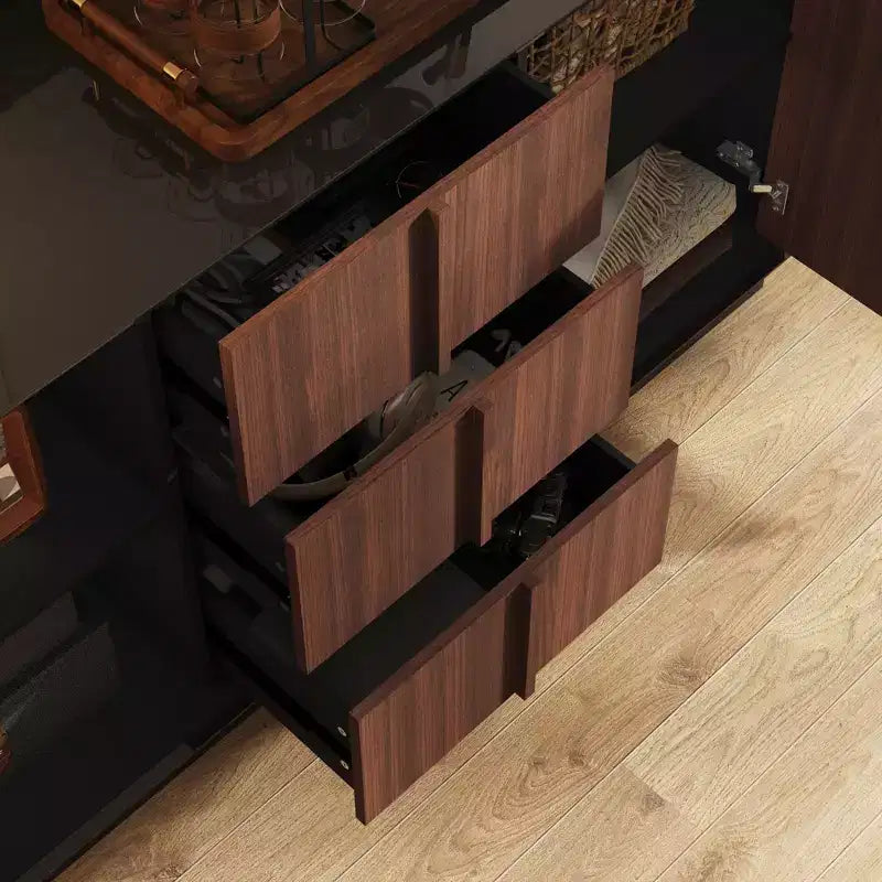 Mobile Credenza Multifunzionale da Cucina con Prese Elettriche a Scomparsa Finitura Nera Lucida e Legno
